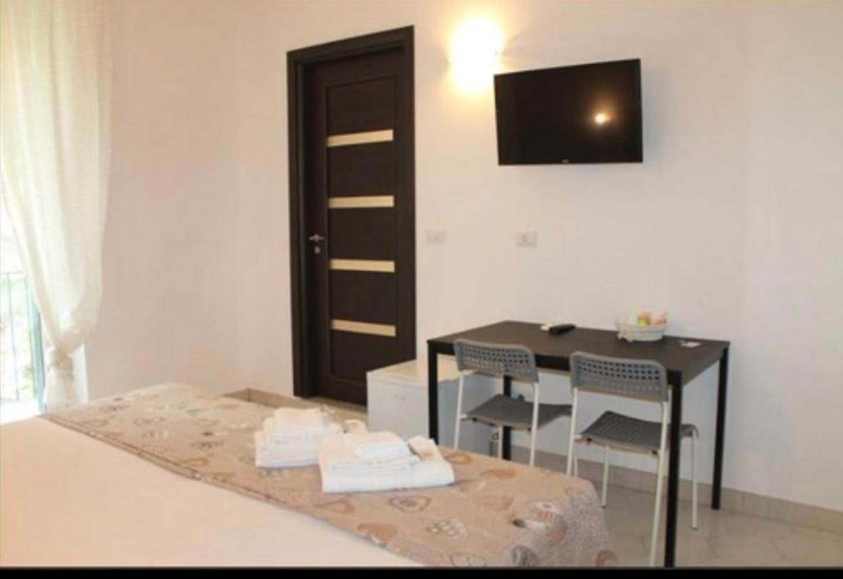 Vittoria Luxury Suite Vico Equense Exterior photo