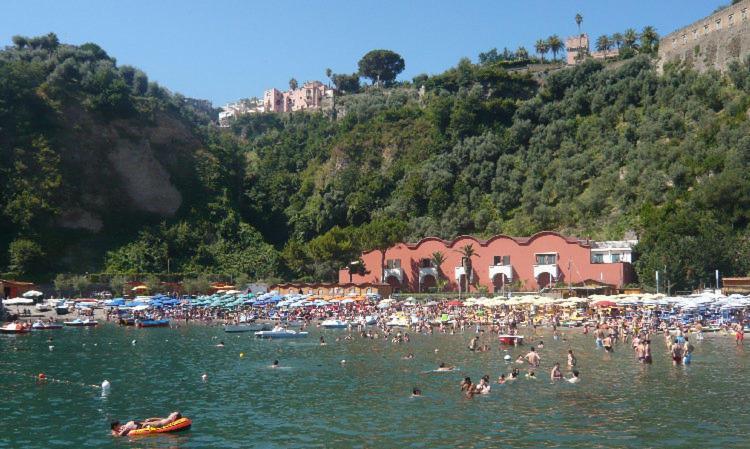 Vittoria Luxury Suite Vico Equense Exterior photo