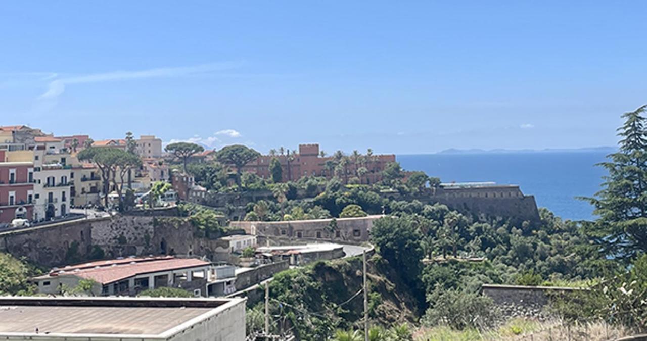 Vittoria Luxury Suite Vico Equense Exterior photo